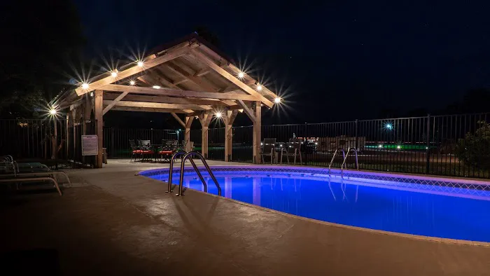 Rustic Meadows RV Park Picture 2