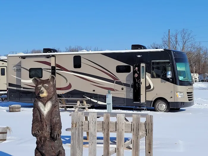 Rustic Meadows RV Park Picture 7