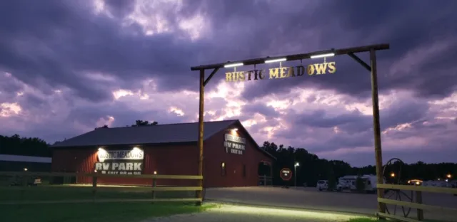 Rustic Woods RV Park Picture 8