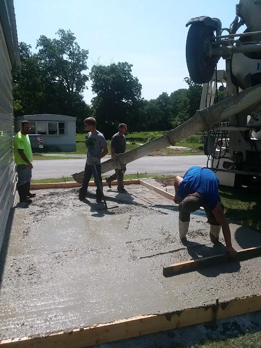 Hickory Lane Mobile Home Park Picture 5