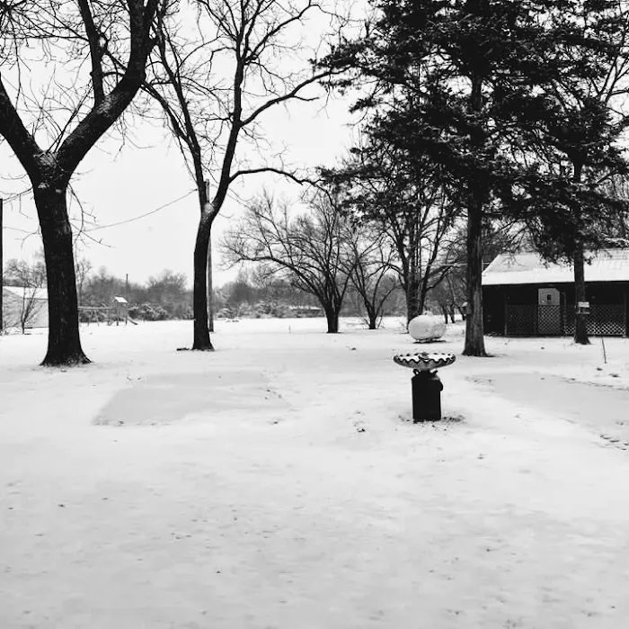 Big Red Barn RV Park Picture 8