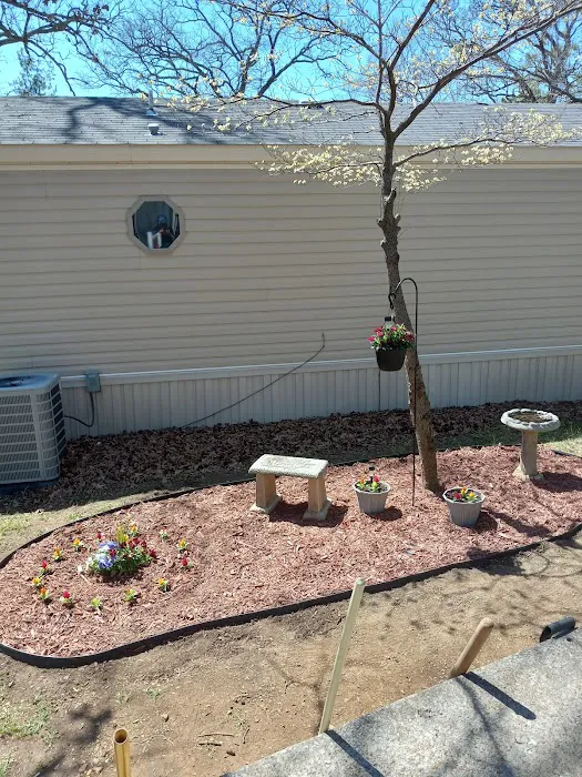 Shady Lane RV and Mobile Home Park Picture 9