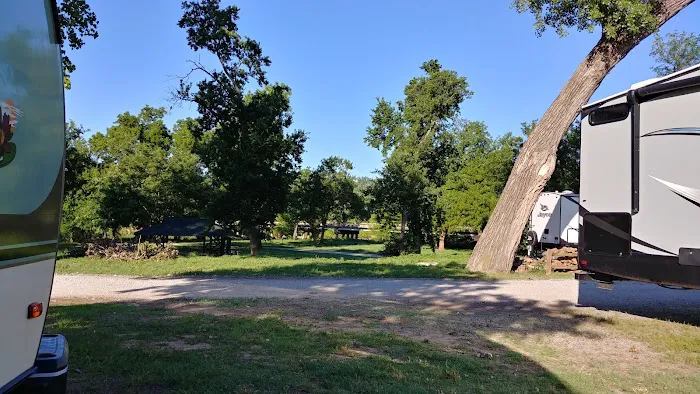 Argonia River RV Park Picture 6