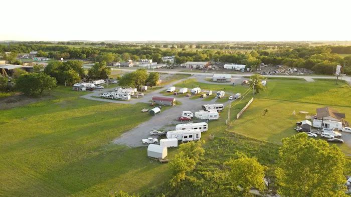Ware to Stay RV Park Picture 2