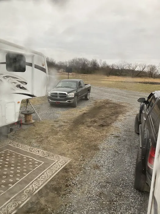 Ware to Stay RV Park Picture 8