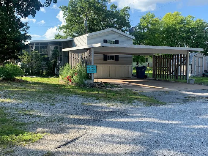 Park Plaza Mobile Estates and RV Park Picture 3