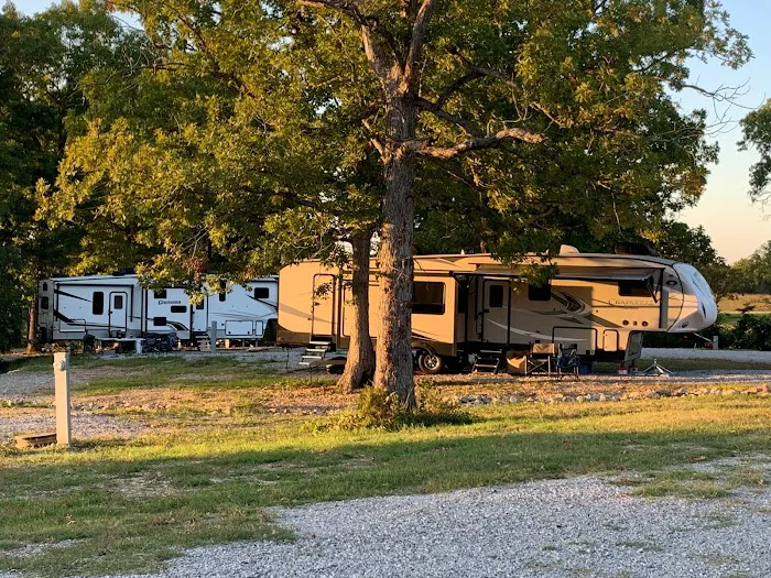 The Hitching Post RV Park & Tiny Home Village Picture 3