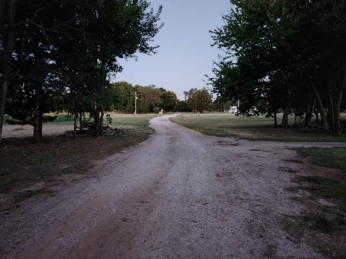 Forest Oaks RV Park Picture 4