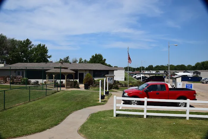 Sherwood Acres Manufactured Home Community Picture 3