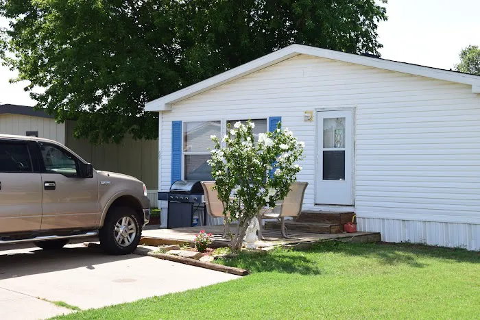 Sherwood Acres Manufactured Home Community Picture 5