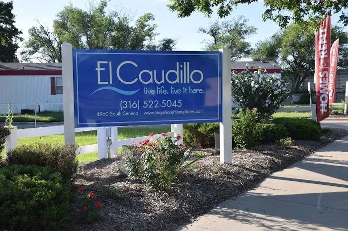 El Caudillo Manufactured Home Community Picture 3