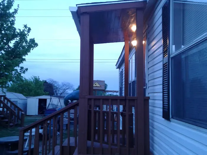 Welcome Home Community Office Picture 6