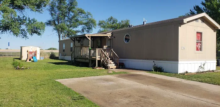Riverside Mobile Home Community Picture 1