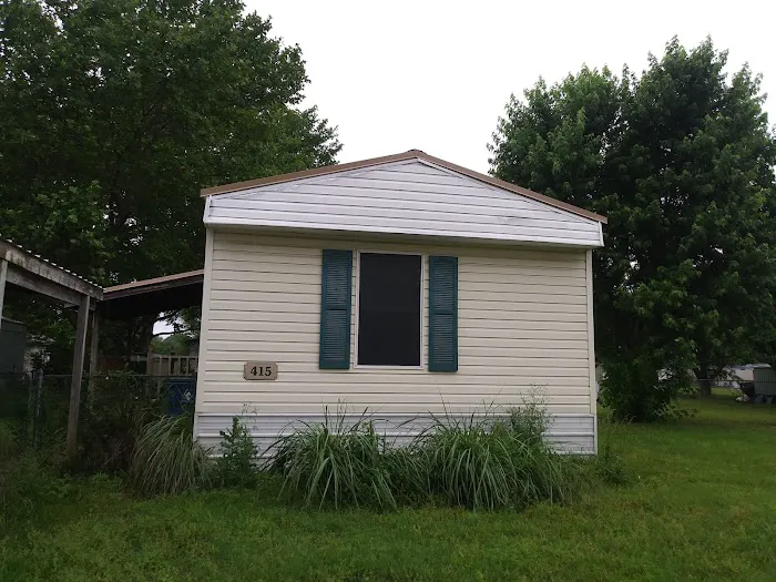 Riverside Mobile Home Community Picture 6