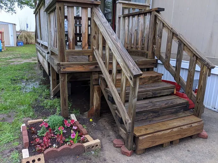 Riverside Mobile Home Community Picture 7