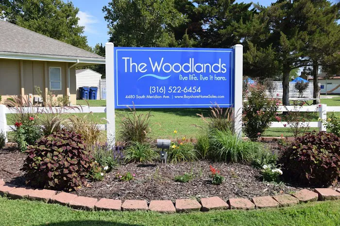 The Woodlands Manufactured Home Community Picture 2