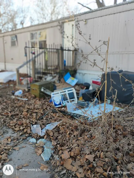 Englewood Mobile Home and RV Park Picture 5