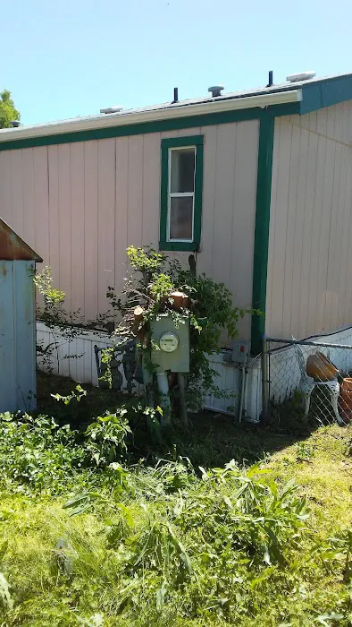 Englewood Mobile Home and RV Park Picture 10