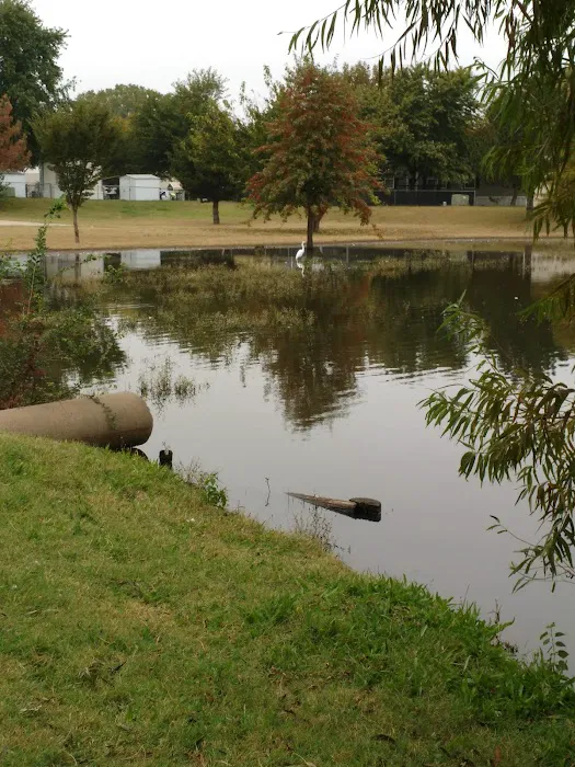 Lamplighter & River Oaks Mobile Home Parks Picture 10