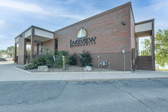 Lakeview Community Picture 1