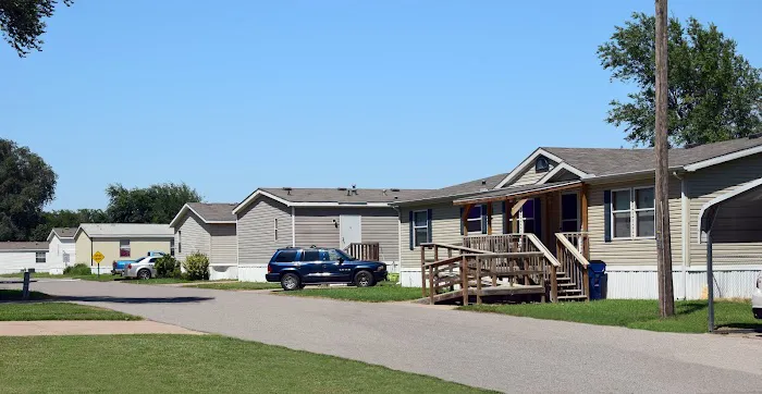 Twin Oaks Manufactured Home Community Picture 8
