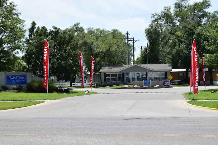 Twin Oaks Manufactured Home Community Picture 10