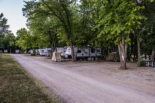 4 Mile Creek Resort - RV Park and Campground Picture 7