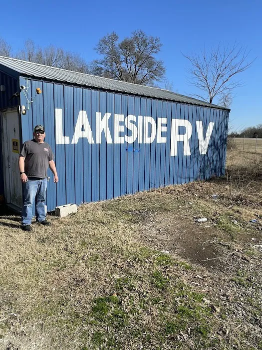Lakeside RV Park & Campground Picture 4