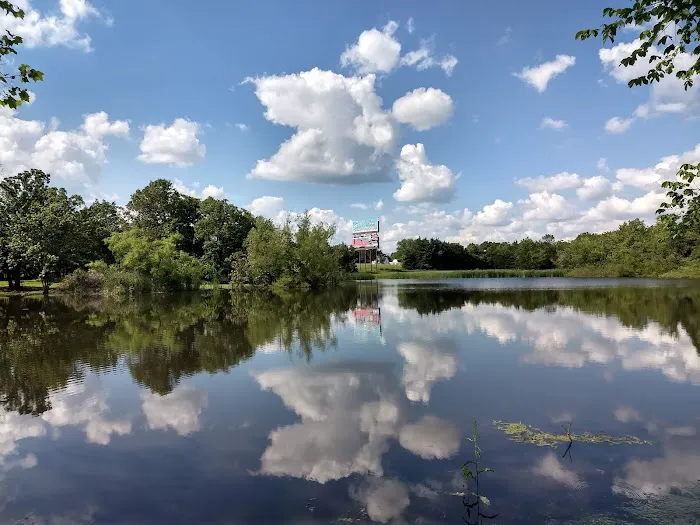 Rustic Trails RV Park Picture 6