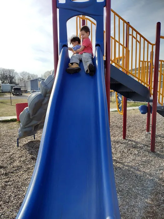 Lakeside Landing Picture 4