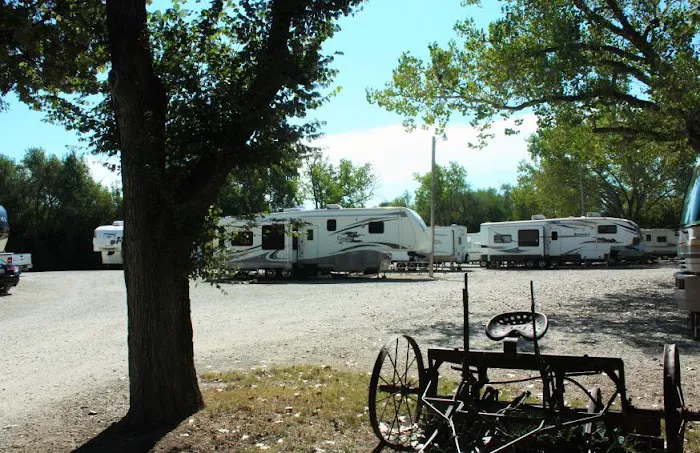 Deer Grove RV Park Picture 2
