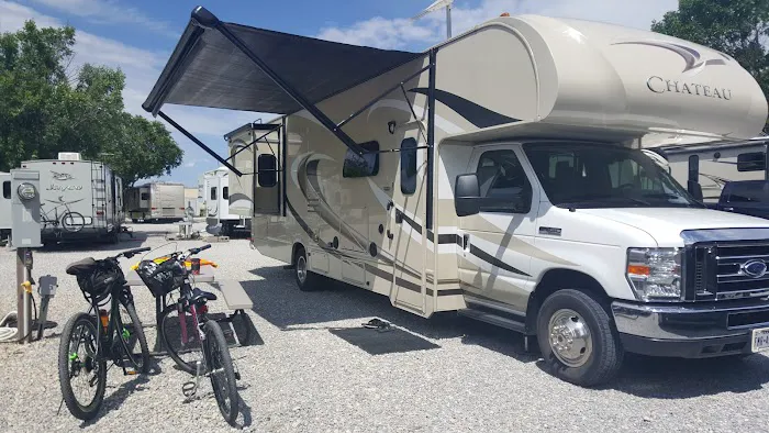 Camp The Range RV Park Picture 7