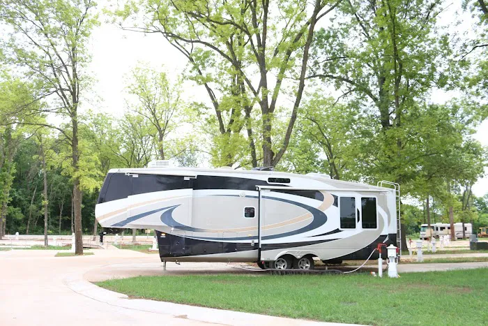 Crooked Creek RV Park Picture 10
