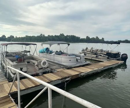 Lakeshore Bliss Resort