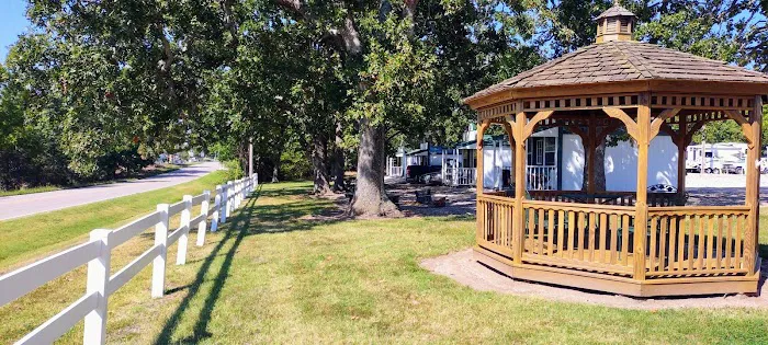 Thompson's RV Park Picture 6