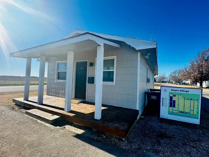 Maple Village RV Park Picture 3
