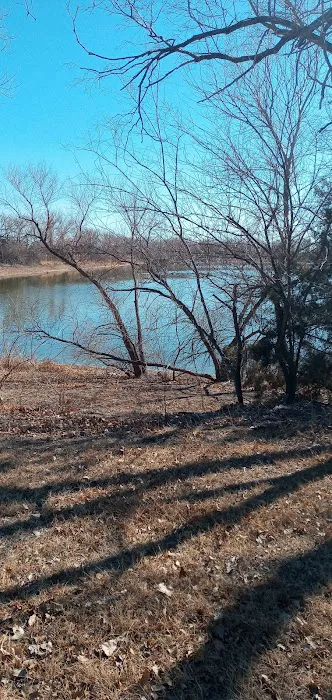 Fishin' Mobile Home Park Picture 8