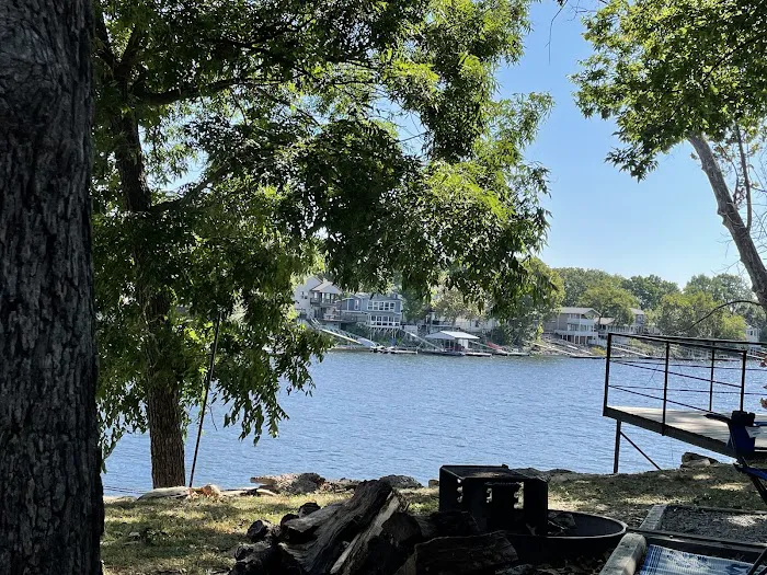 Water's Edge RV and Cabin Resort Picture 1