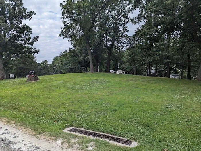 Water's Edge RV and Cabin Resort Picture 8