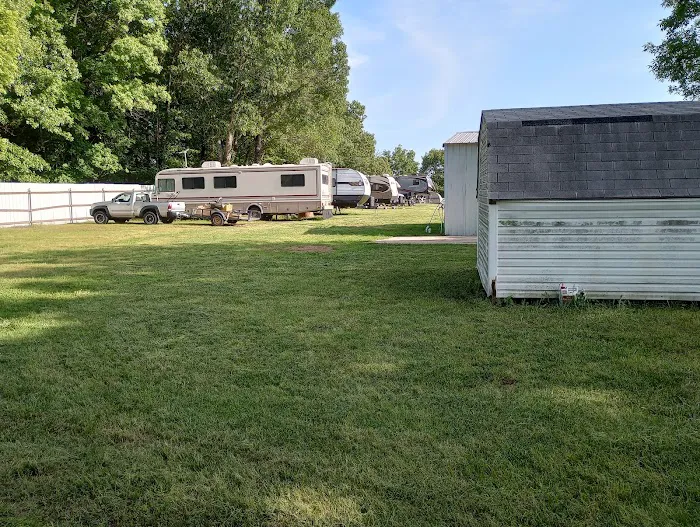 Bubba's RV Park Picture 4
