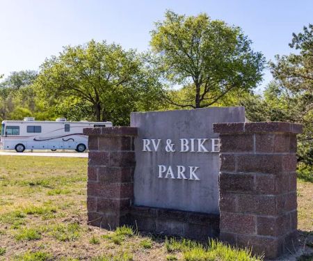 Four Oaks RV Park