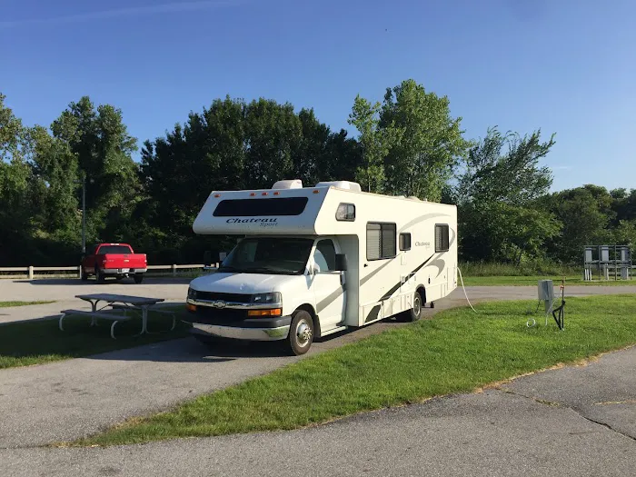 Four Oaks RV Park Picture 9