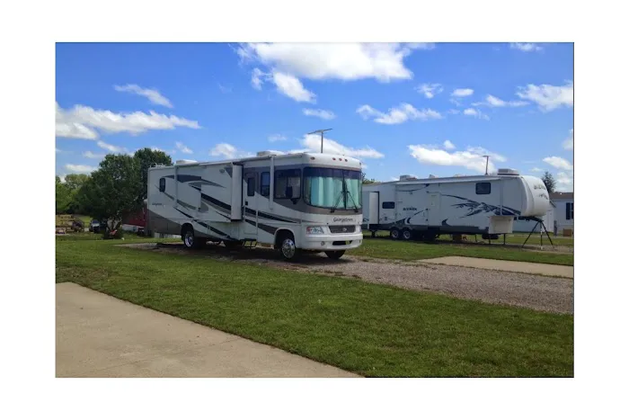 Parkview Estates & RV Community Picture 4