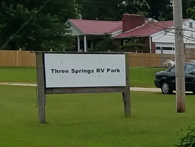 Three Springs RV Park Picture 8