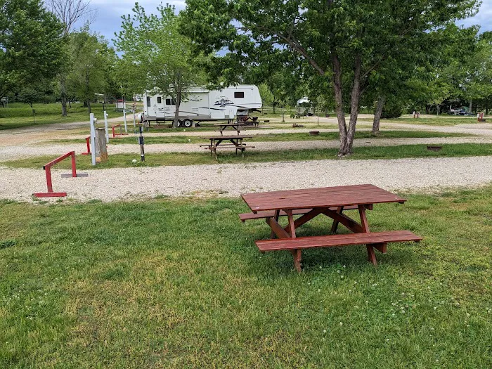 Candy Cane RV Park & Campground Picture 5