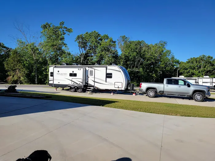 City of St Robert RV Park Picture 5