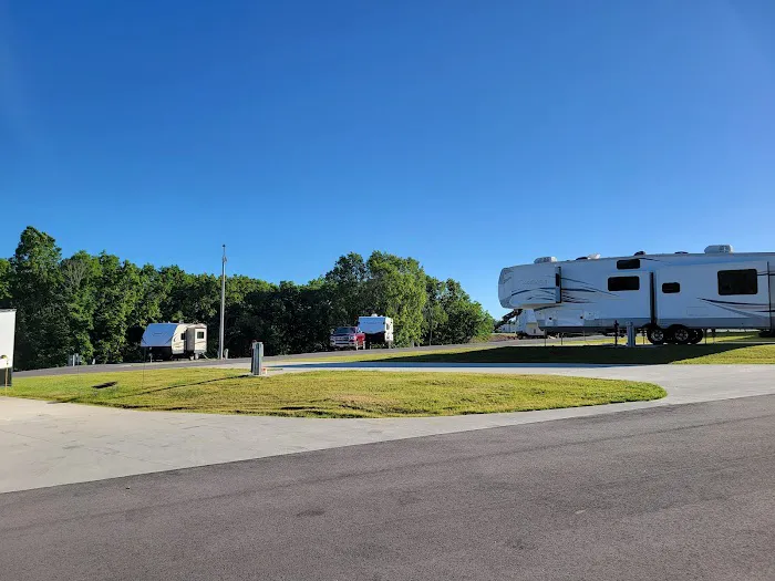 City of St Robert RV Park Picture 7