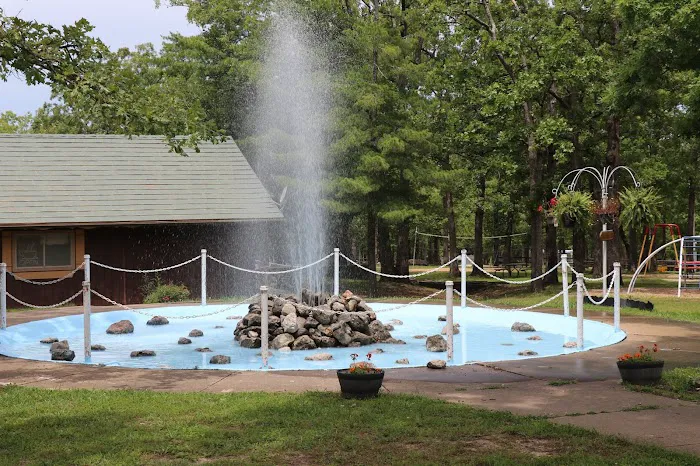 Meramec Valley Campground & RV Park Picture 2