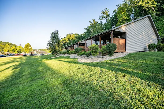 Papa Chubby's Lakeside Resort Picture 2