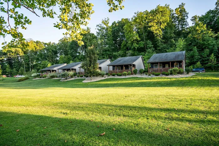 Papa Chubby's Lakeside Resort Picture 3